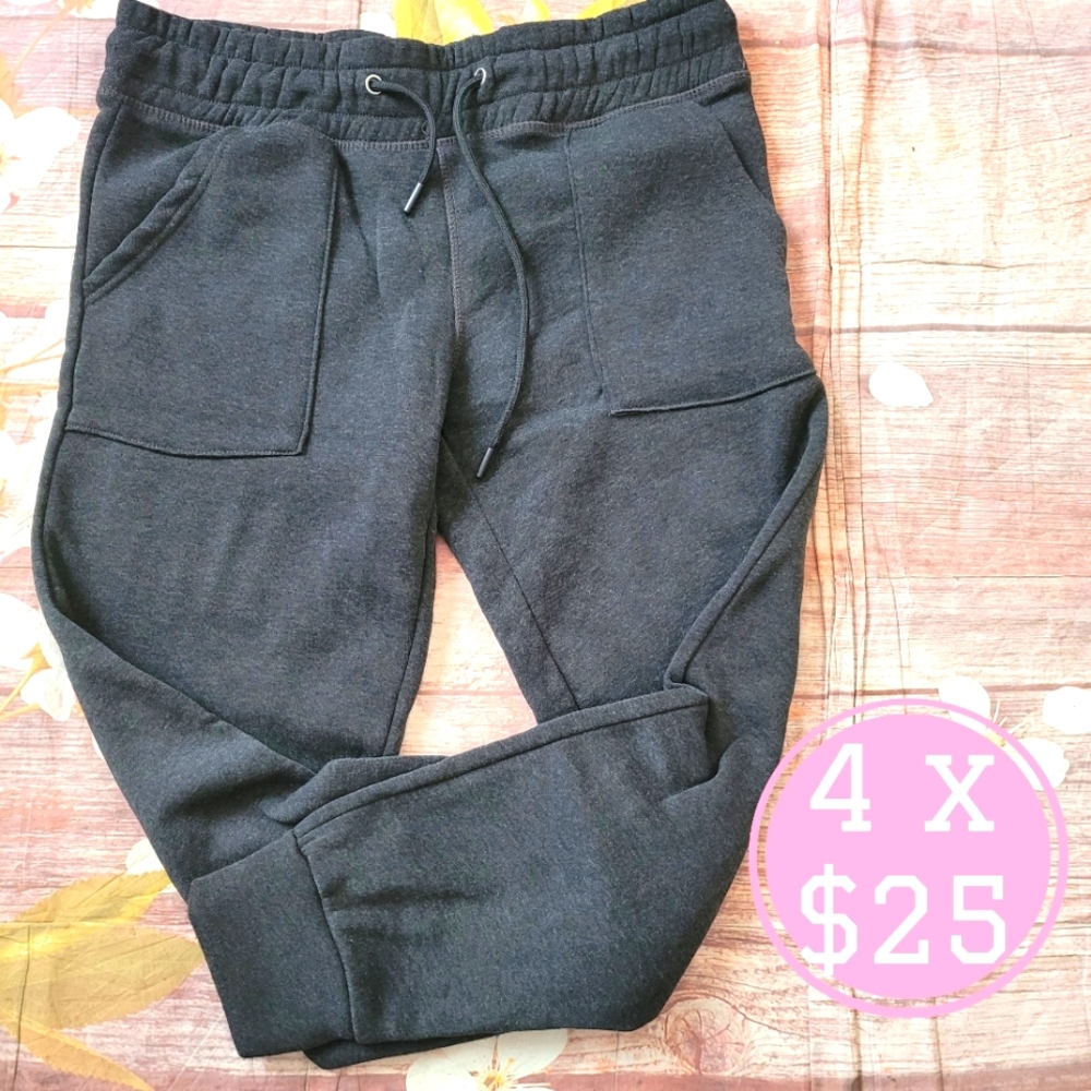 ⭐️ Game Time joggers sweatpants